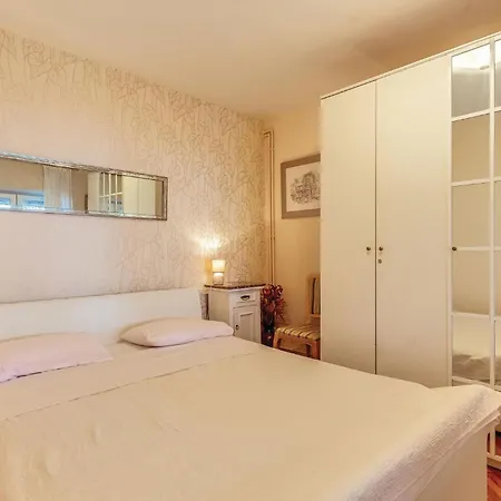 Amazing In With Wifi コストレナ